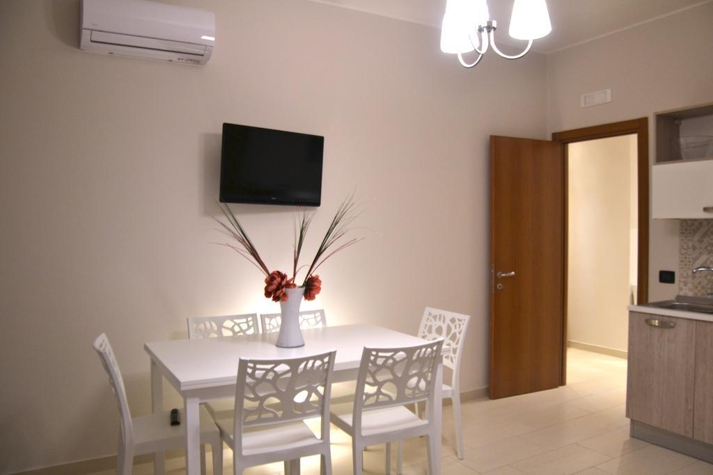 Hotel Residenze Principe Amedeo Bari Esterno foto